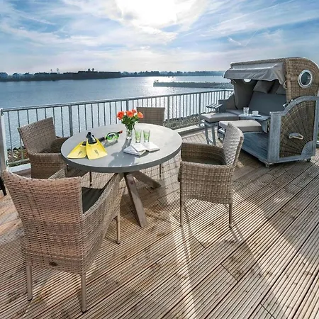 Bay Watch Apartment